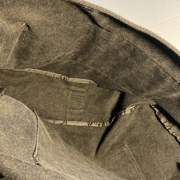 Vintage Roots Canada 1973 Canvas Satchel - Picture 10 of 12